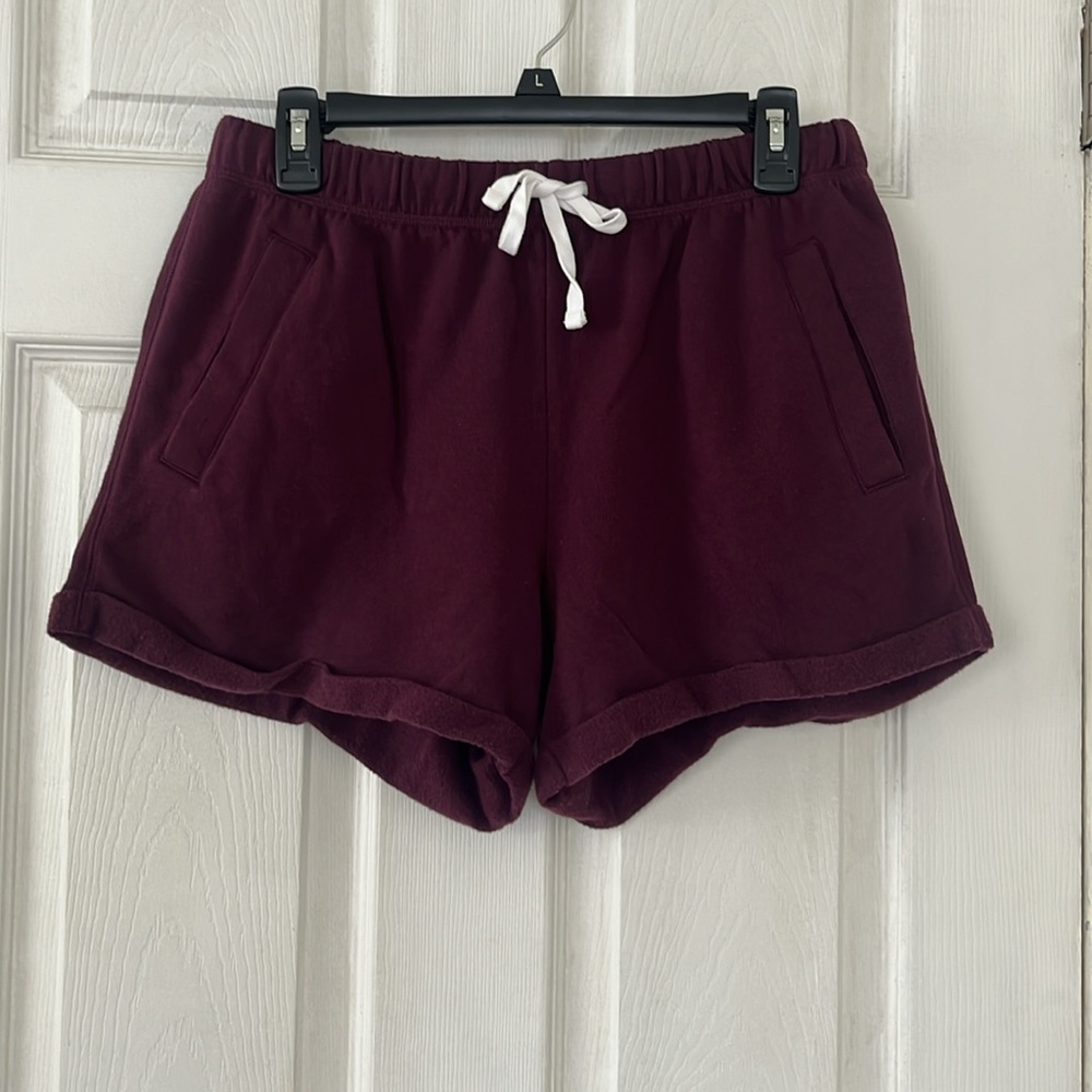 Victoria’s Secret Pink short. Burgundy size medium. - Picture 2 of 4